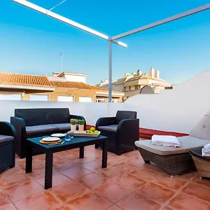 Genteel Atico Gran Capitan Appartement